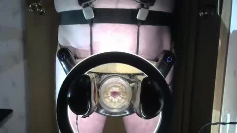 Snapshot of robodickmilker chatting on January 7, 9:57 pm Robodickmilker online show from January 7, 9:57 pm