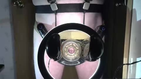 Snapshot of robodickmilker chatting on January 26, 5:55 pm Robodickmilker online show from January 26, 5:55 pm