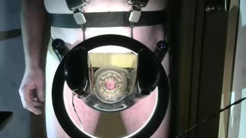 Snapshot of robodickmilker chatting on February 14, 12:19 am Robodickmilker online show from February 14, 12:19 am