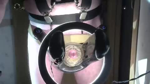 Snapshot of robodickmilker chatting on November 2, 12:24 am Robodickmilker online show from November 2, 12:24 am