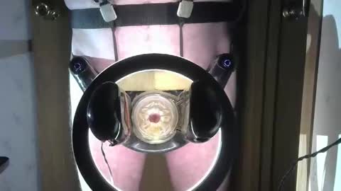 Robodickmilker online show from November 27, 6:10 pm