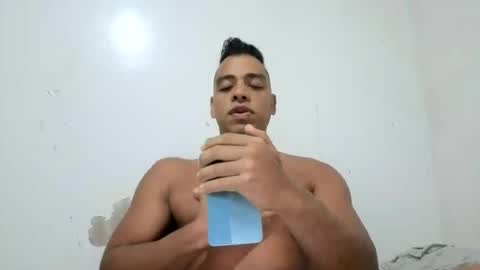 Snapshot of robotjojo1888 chatting on June 30, 5:41 am cazador 99 online show from June 30, 5:41 am