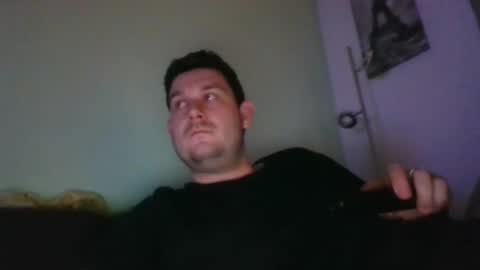 Snapshot of robtheman94 chatting on January 2, 10:01 pm Robin online show from January 2, 10:01 pm