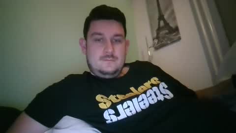 Snapshot of robtheman94 chatting on February 9, 11:15 pm Robin online show from February 9, 11:15 pm