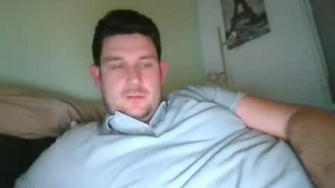 Snapshot of robtheman94 chatting on March 7, 10:43 pm Robin online show from March 7, 10:43 pm