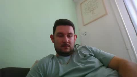 Snapshot of robtheman94 chatting on September 20, 9:10 am Robin online show from September 20, 9:10 am