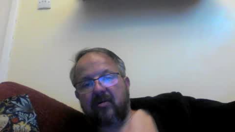robxx32 online show from May 17, 10:28 pm