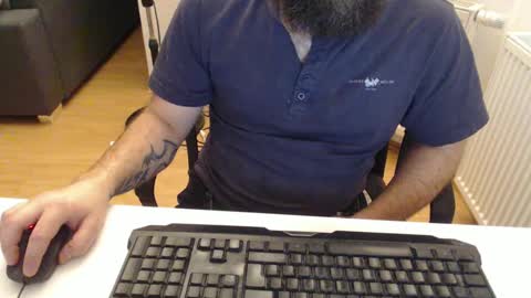 Snapshot of robzombi chatting on January 5, 12:09 am Rockbart online show from January 5, 12:09 am
