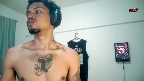 Rocco online show from November 19, 2:50 pm