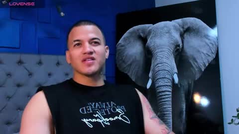 rocco_santos online show from September 9, 5:40 am