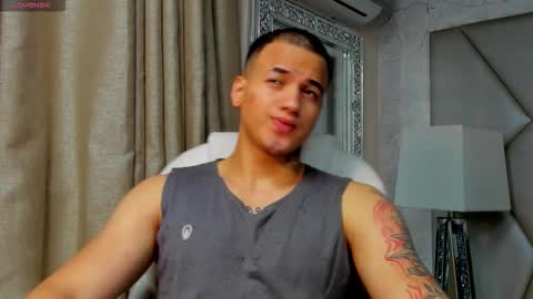 rocco_santos online show from September 10, 2:33 am