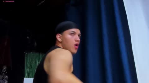 rocco_santos online show from December 5, 2:31 am