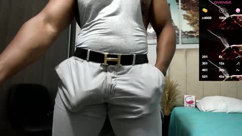 Snapshot of roccoblack02 chatting on February 4, 12:11 pm onlyfans user waga122 follow my accounts of Instagram Waga122 oficial twitter waga122 thanks you guys online show from February 4, 12:11 pm