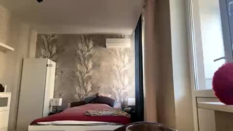 Snapshot of rochellehouis chatting on February 12, 11:27 am Anny online show from February 12, 11:27 am