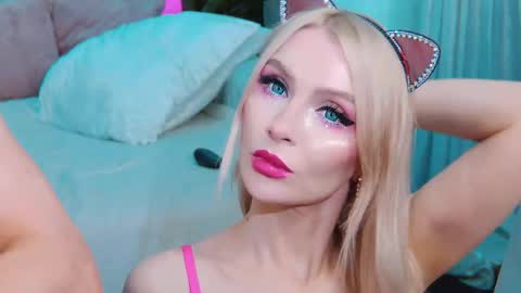 Lina and Den online show from September 18, 10:06 am