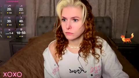 Snapshot of rocky_foxy chatting on March 6, 9:00 pm Rockel online show from March 6, 9:00 pm