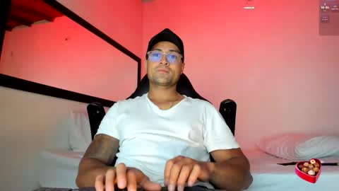 Snapshot of rocky_staily chatting on October 2, 1:12 am rocky_staily online show from October 2, 1:12 am