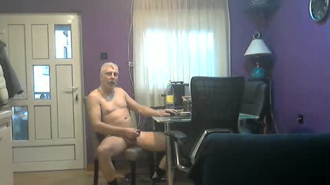 Snapshot of rocky_zagreb chatting on January 20, 9:24 am rocky zagreb online show from January 20, 9:24 am