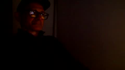 Snapshot of rodahot4 chatting on May 24, 2:11 pm rodahot4 online show from May 24, 2:11 pm