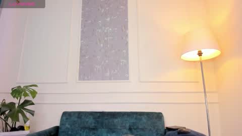 Snapshot of rodney_styles chatting on December 7, 6:43 am Rodney Styles online show from December 7, 6:43 am