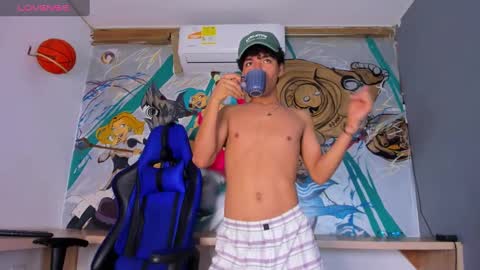 Snapshot of rodney_styles chatting on January 15, 6:33 am Rodney Styles online show from January 15, 6:33 am