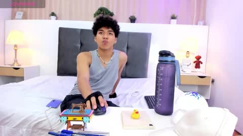 Snapshot of rodney_styles chatting on January 20, 4:21 am Rodney Styles online show from January 20, 4:21 am