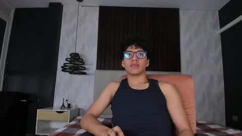 Snapshot of rodney_styles chatting on March 4, 5:53 am Rodney Styles online show from March 4, 5:53 am