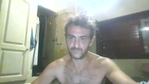 rodrigomolero1982 online show from March 5, 11:34 pm