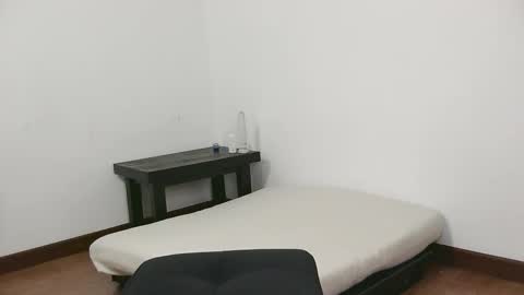 Snapshot of rofflust chatting on February 2, 4:00 am Roff Lust online show from February 2, 4:00 am