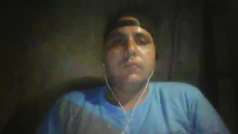 Snapshot of roger3600 chatting on November 14, 2:10 am Roger online show from November 14, 2:10 am