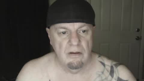 roinaz online show from December 22, 7:31 pm