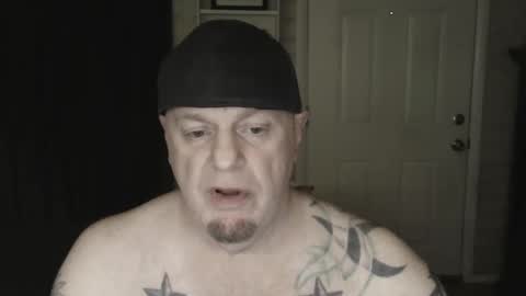 roinaz online show from January 1, 7:10 pm