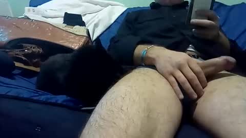 Snapshot of rojo22712 chatting on February 25, 1:26 am Mr. Red online show from February 25, 1:26 am