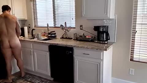 Snapshot of rokco_ chatting on November 22, 9:25 pm rokco_ online show from November 22, 9:25 pm