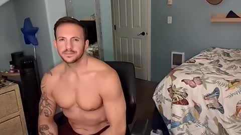 Snapshot of rokco_ chatting on February 15, 5:37 am rokco_ online show from February 15, 5:37 am