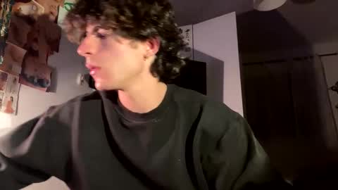 Snapshot of rokyyyyyyyy363545 chatting on February 7, 12:25 am rokyyyyyyyy363545 online show from February 7, 12:25 am