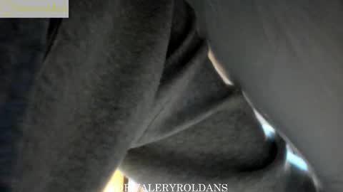 Valery Roldans online show from November 5, 2:33 am