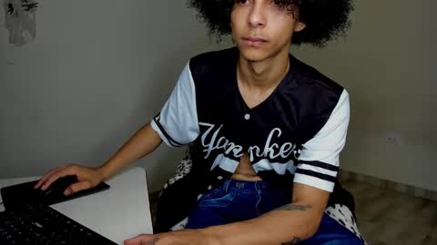 rolling_05 online show from January 15, 7:17 pm