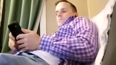 rollinhard2525 online show from December 28, 7:00 am