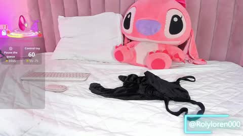 Snapshot of rolyloren chatting on September 11, 10:37 am Marcela online show from September 11, 10:37 am