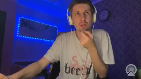 Snapshot of roma305991 chatting on November 21, 7:34 pm roma305991 online show from November 21, 7:34 pm