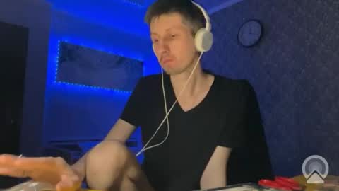 roma305991 online show from January 8, 7:16 pm