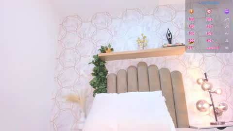   online show from November 4, 12:37 pm