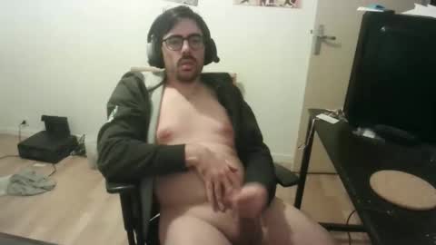 romainb72 online show from March 9, 7:29 pm