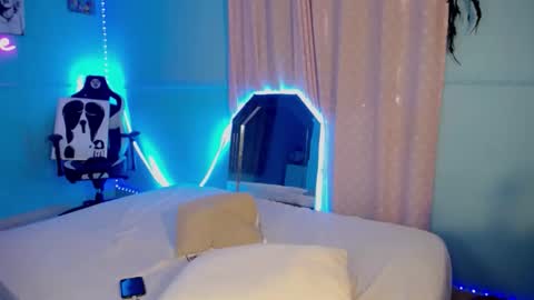 charlotte online show from September 17, 8:54 pm