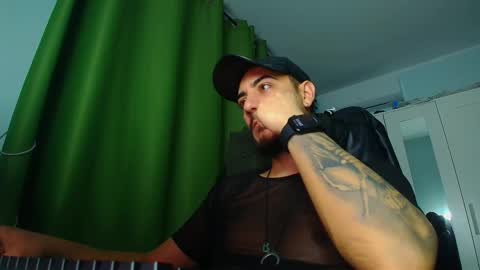 romaniamaster1 online show from February 6, 6:51 am