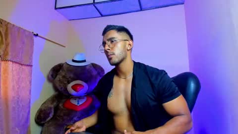 Roman online show from January 29, 7:43 pm