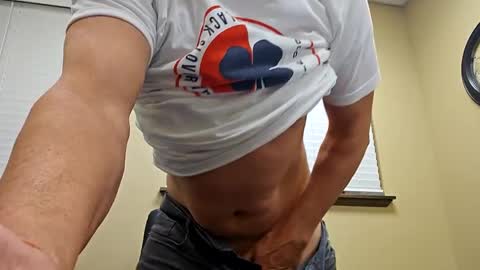 Snapshot of romanteeks chatting on January 3, 12:43 am romanteeks online show from January 3, 12:43 am