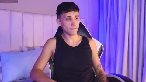 Snapshot of rome_hard chatting on February 25, 7:34 pm Rome online show from February 25, 7:34 pm