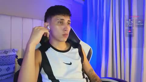 Snapshot of rome_hard chatting on February 26, 7:35 pm Rome online show from February 26, 7:35 pm